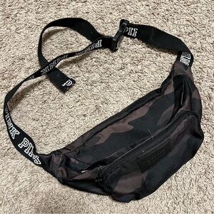 Victoria's secret PINK - Waist Bag/Fanny
Pack - Camo